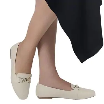 Mocassim quadrado Com enfeite Sapato feminino off white - Código 16677710902-9