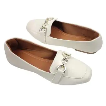 Mocassim quadrado Com enfeite Sapato feminino off white